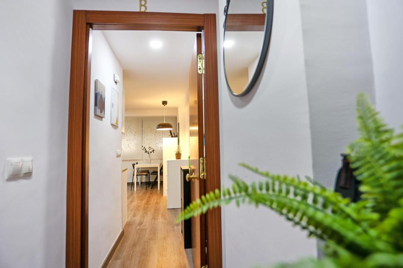 Holidays2Malaga Goya - Zona Huelin & 500 Mts De La Playa Apartment Exterior photo